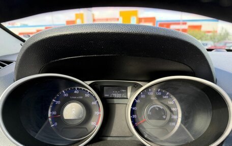 Hyundai ix35 I рестайлинг, 2012 год, 1 050 000 рублей, 19 фотография