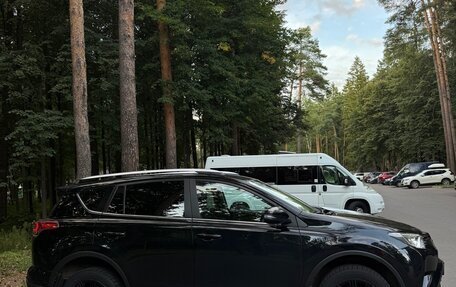 Toyota RAV4, 2017 год, 1 900 000 рублей, 3 фотография