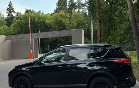 Toyota RAV4, 2017 год, 1 900 000 рублей, 6 фотография