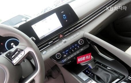 Hyundai Avante, 2023 год, 1 790 005 рублей, 12 фотография