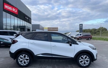 Renault Kaptur I рестайлинг, 2016 год, 800 000 рублей, 4 фотография
