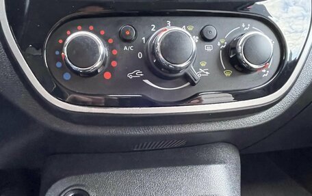 Renault Kaptur I рестайлинг, 2016 год, 800 000 рублей, 14 фотография