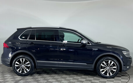 Volkswagen Tiguan II, 2018 год, 2 180 000 рублей, 6 фотография