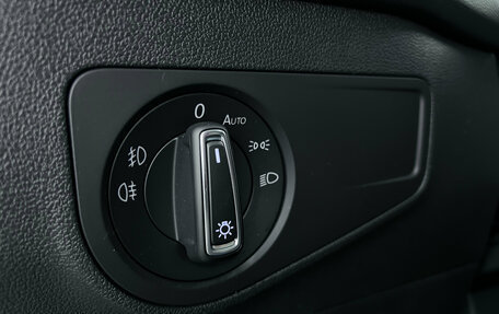 Volkswagen Tiguan II, 2018 год, 2 180 000 рублей, 15 фотография