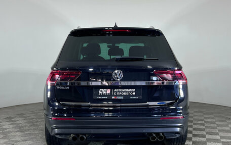 Volkswagen Tiguan II, 2018 год, 2 180 000 рублей, 7 фотография