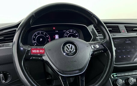 Volkswagen Tiguan II, 2018 год, 2 180 000 рублей, 10 фотография