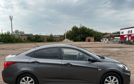 Hyundai Solaris II рестайлинг, 2012 год, 675 000 рублей, 6 фотография