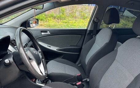 Hyundai Solaris II рестайлинг, 2012 год, 675 000 рублей, 11 фотография