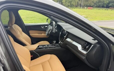 Volvo XC60 II, 2019 год, 2 650 000 рублей, 11 фотография