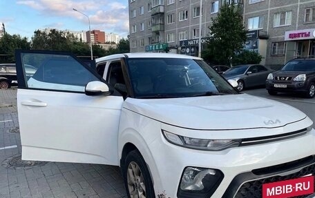 KIA Soul III, 2021 год, 1 990 000 рублей, 2 фотография
