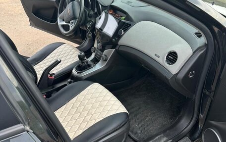 Chevrolet Cruze II, 2012 год, 750 000 рублей, 4 фотография