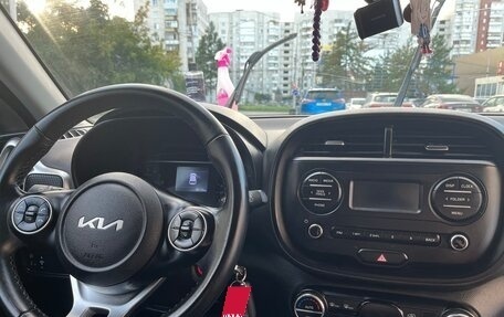 KIA Soul III, 2021 год, 1 990 000 рублей, 10 фотография
