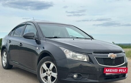 Chevrolet Cruze II, 2012 год, 750 000 рублей, 3 фотография