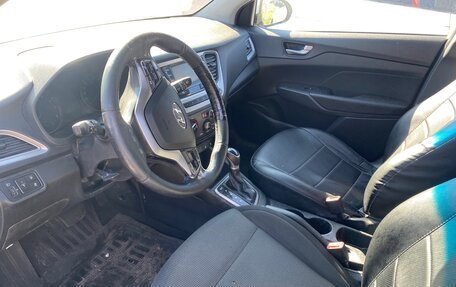 Hyundai Solaris II рестайлинг, 2018 год, 530 000 рублей, 8 фотография