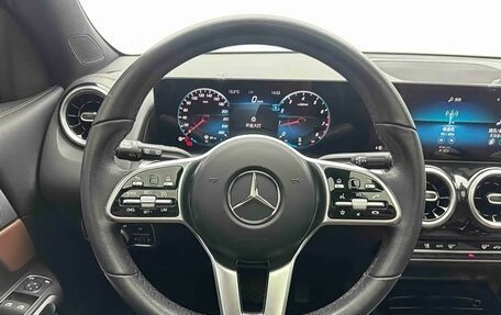 Mercedes-Benz GLB, 2022 год, 2 613 009 рублей, 14 фотография