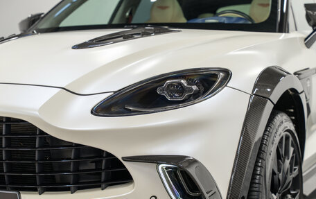 Aston Martin DBX I, 2021 год, 25 890 000 рублей, 2 фотография