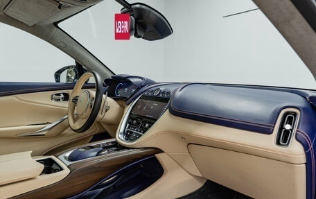 Aston Martin DBX I, 2021 год, 25 890 000 рублей, 15 фотография