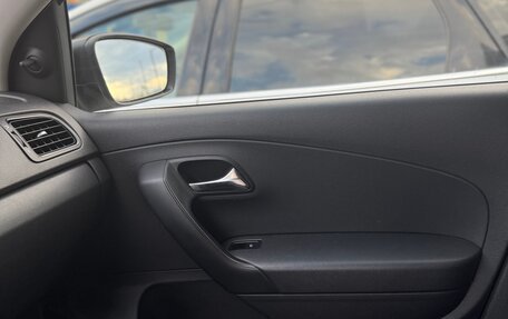 Volkswagen Polo VI (EU Market), 2013 год, 850 000 рублей, 13 фотография