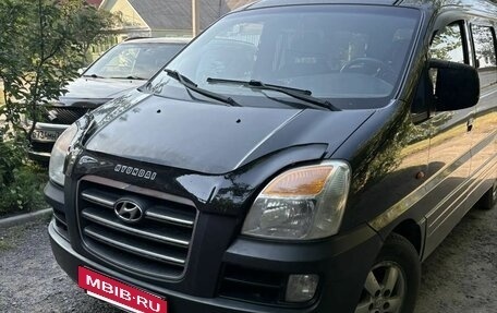 Hyundai Starex I рестайлинг, 2007 год, 590 000 рублей, 3 фотография