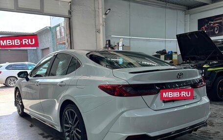 Toyota Camry, 2025 год, 3 800 000 рублей, 9 фотография