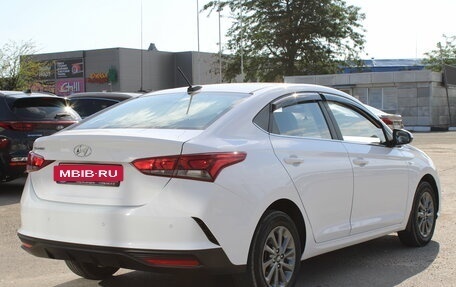Hyundai Solaris II рестайлинг, 2022 год, 1 715 000 рублей, 4 фотография
