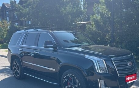 Cadillac Escalade IV, 2019 год, 6 200 000 рублей, 4 фотография