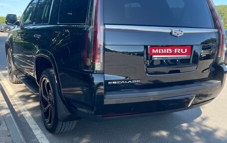 Cadillac Escalade IV, 2019 год, 6 200 000 рублей, 5 фотография