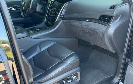 Cadillac Escalade IV, 2019 год, 6 200 000 рублей, 13 фотография