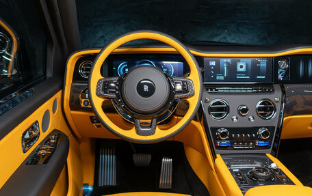 Rolls-Royce Cullinan, 2026 год, 67 990 000 рублей, 15 фотография