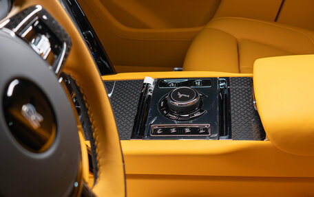 Rolls-Royce Cullinan, 2026 год, 67 990 000 рублей, 23 фотография