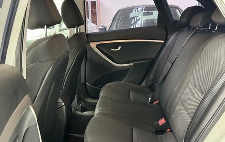 Hyundai i30 II рестайлинг, 2015 год, 999 000 рублей, 6 фотография