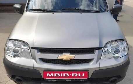 Chevrolet Niva I рестайлинг, 2013 год, 570 000 рублей, 4 фотография