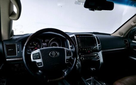 Toyota Land Cruiser 200, 2014 год, 3 200 000 рублей, 8 фотография