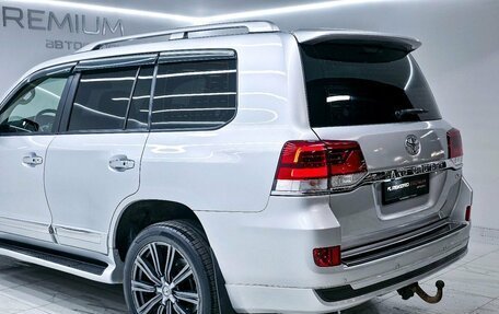 Toyota Land Cruiser 200, 2014 год, 3 200 000 рублей, 6 фотография
