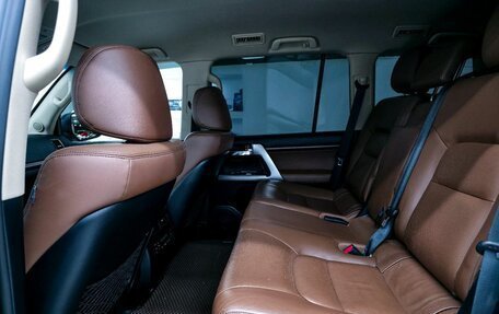 Toyota Land Cruiser 200, 2014 год, 3 200 000 рублей, 25 фотография