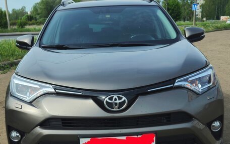 Toyota RAV4, 2018 год, 3 400 000 рублей, 1 фотография