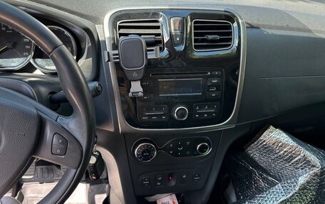 Renault Logan II, 2016 год, 990 000 рублей, 9 фотография