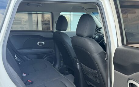 KIA Soul II рестайлинг, 2018 год, 1 385 000 рублей, 15 фотография