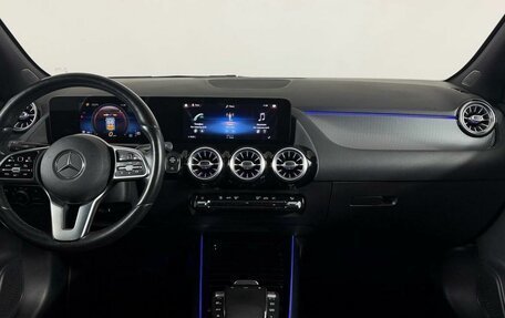 Mercedes-Benz GLA, 2020 год, 3 199 000 рублей, 16 фотография