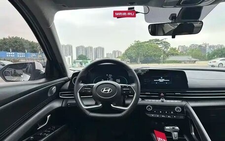 Hyundai Elantra, 2023 год, 1 466 320 рублей, 10 фотография
