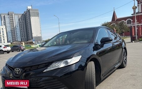 Toyota Camry, 2020 год, 3 100 000 рублей, 7 фотография