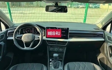 Volkswagen Tiguan II, 2023 год, 2 600 000 рублей, 7 фотография