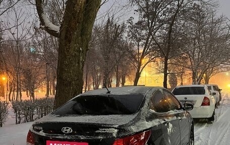 Hyundai Solaris II рестайлинг, 2013 год, 922 000 рублей, 8 фотография