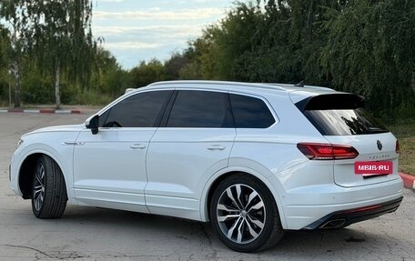 Volkswagen Touareg III, 2020 год, 4 990 000 рублей, 7 фотография