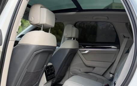 Volkswagen Touareg III, 2020 год, 4 990 000 рублей, 21 фотография