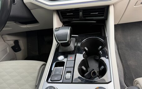 Volkswagen Touareg III, 2020 год, 4 990 000 рублей, 30 фотография