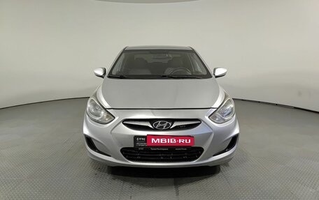 Hyundai Solaris II рестайлинг, 2013 год, 710 000 рублей, 2 фотография