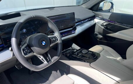 BMW 5 серия, 2025 год, 7 890 000 рублей, 2 фотография