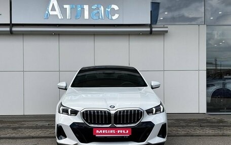 BMW 5 серия, 2025 год, 7 890 000 рублей, 3 фотография