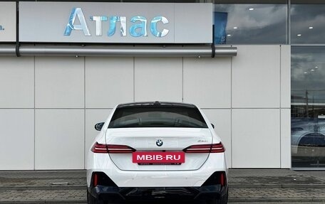 BMW 5 серия, 2025 год, 7 890 000 рублей, 9 фотография